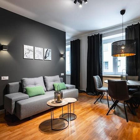 Authentic Apartment Next To Schwedenplatz Vienna Luaran gambar