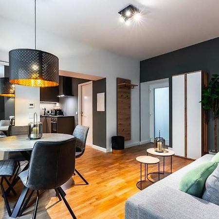 Authentic Apartment Next To Schwedenplatz Vienna Luaran gambar
