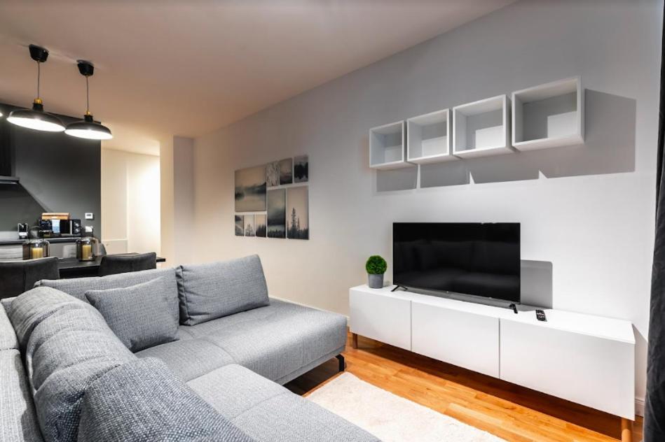 Authentic Apartment Next To Schwedenplatz Vienna Luaran gambar
