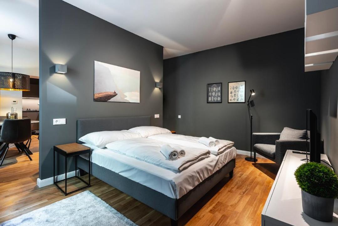 Authentic Apartment Next To Schwedenplatz Vienna Luaran gambar